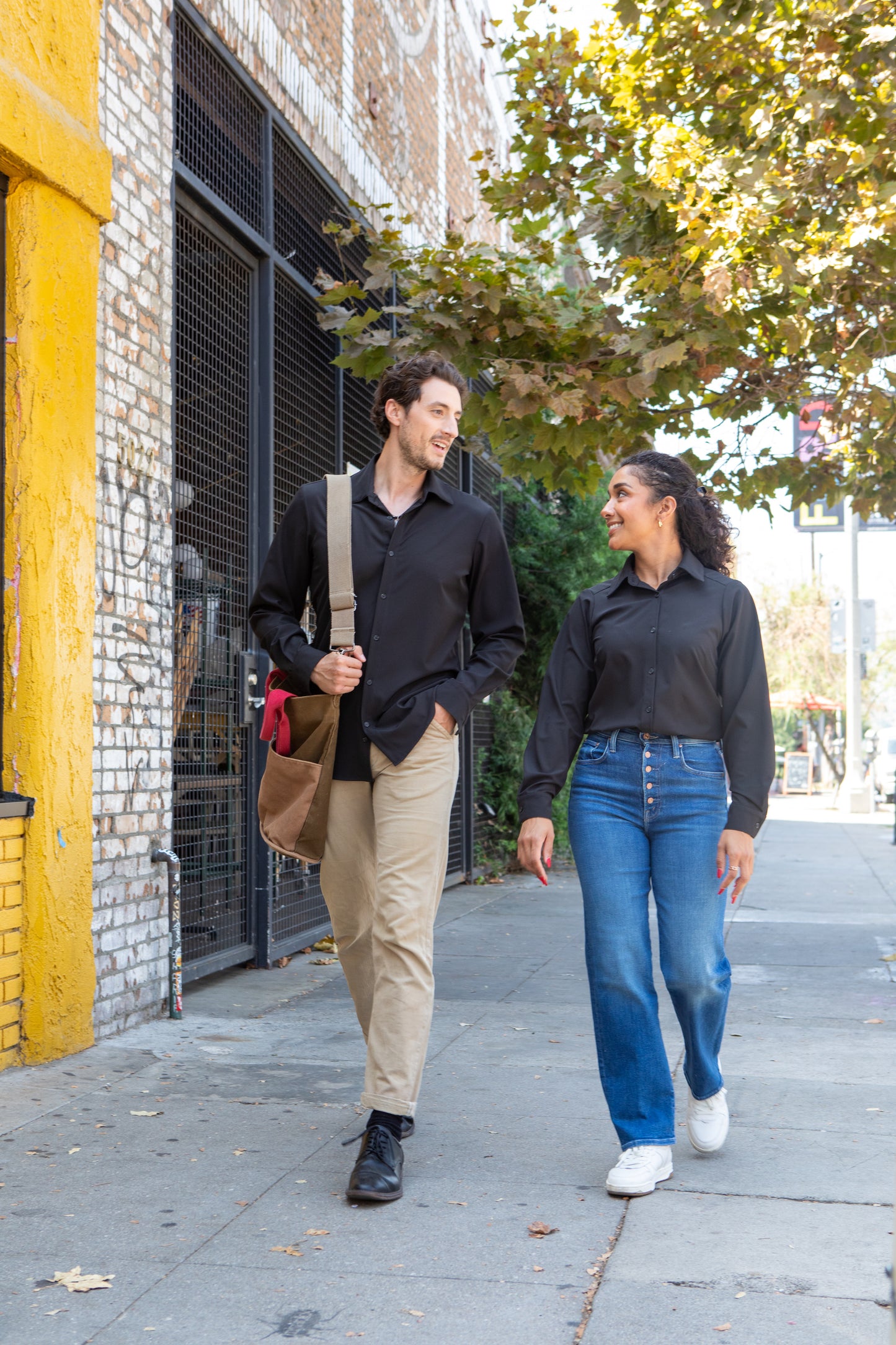 Women's Essential Button Down - Black