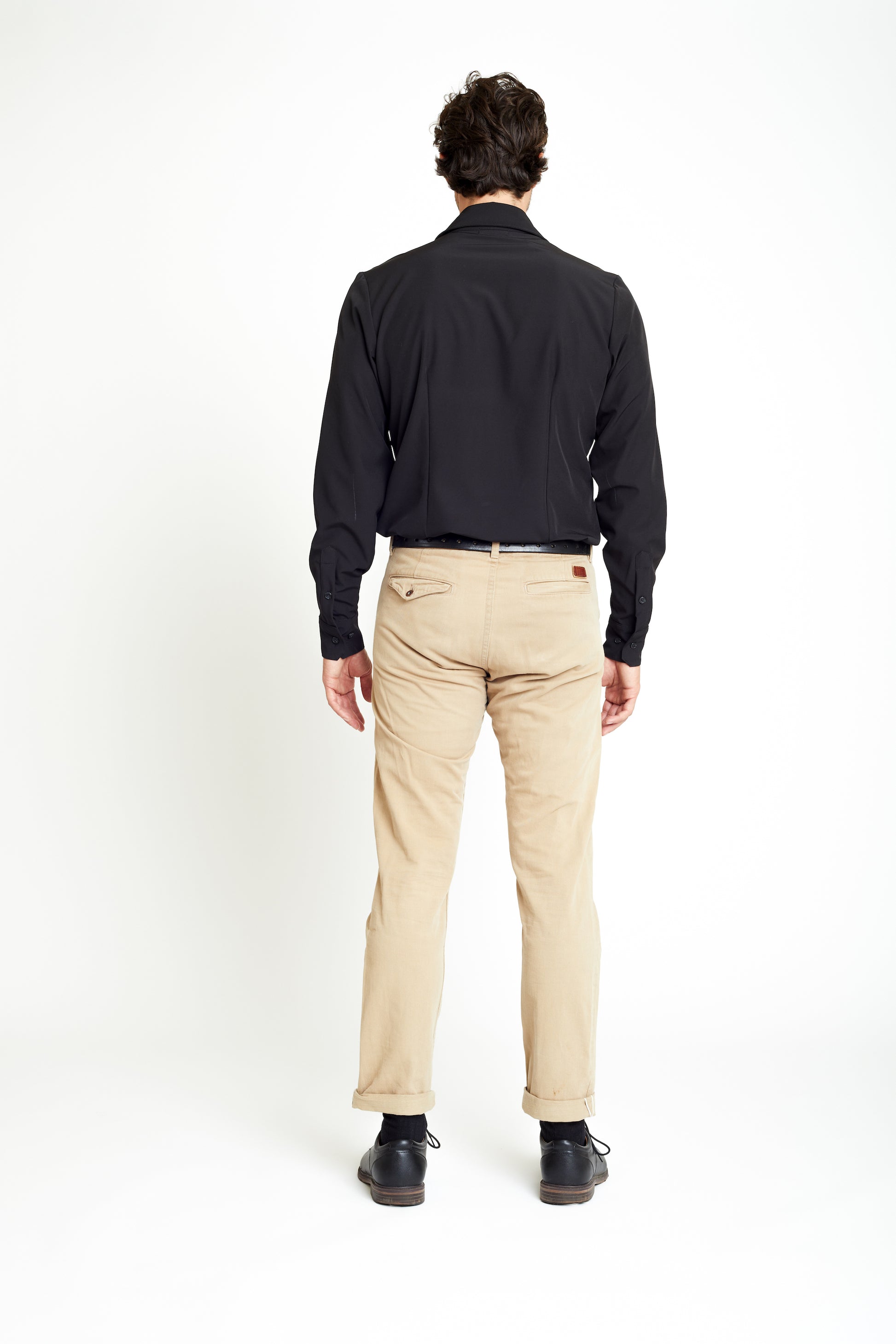 Men's Essential Button Down
